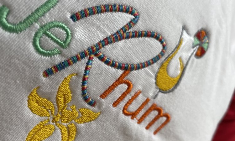 Concept' Pub - Broderie sur textiles à La Chapelle de Guinchay